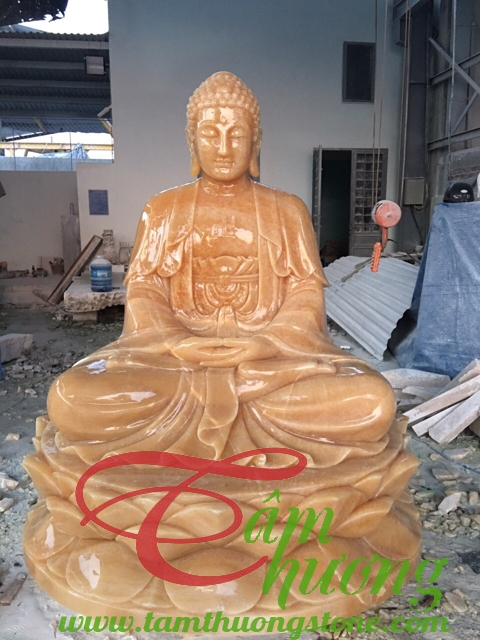 Phật tổ đá vàng - Cơ Sở Điêu Khắc Đá Mỹ Nghệ Tâm Thương